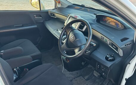 Honda Freed I, 2012 год, 890 000 рублей, 6 фотография