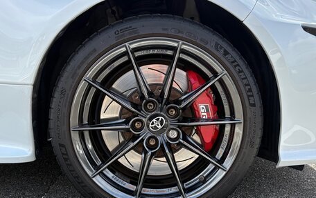 Toyota Yaris, 2022 год, 4 490 000 рублей, 23 фотография