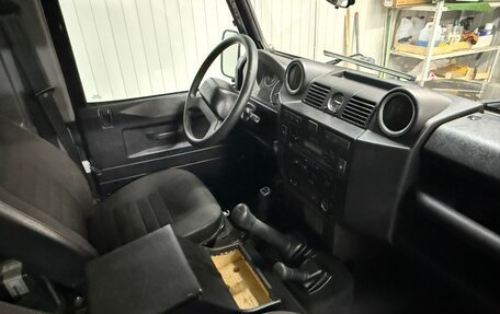 Land Rover Defender I, 2008 год, 4 500 000 рублей, 9 фотография