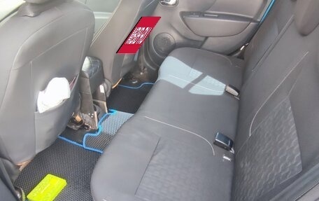 Renault Logan II, 2014 год, 600 000 рублей, 6 фотография