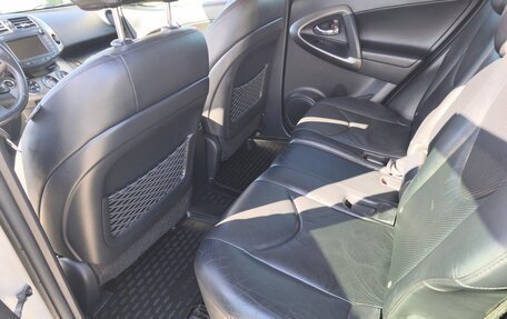 Toyota RAV4, 2010 год, 1 230 000 рублей, 4 фотография