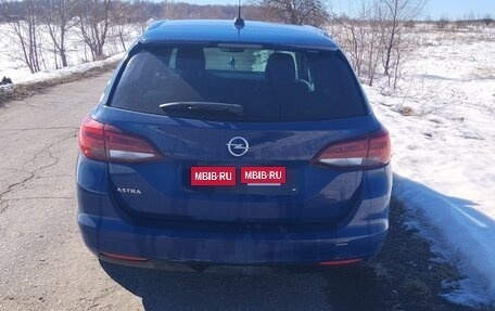 Opel Astra K, 2019 год, 1 600 000 рублей, 3 фотография