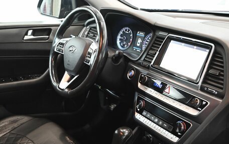 Hyundai Sonata VII, 2018 год, 1 630 000 рублей, 12 фотография