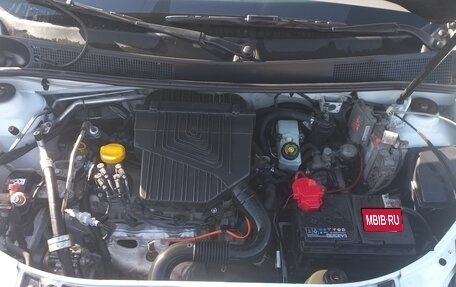 Renault Logan II, 2016 год, 790 000 рублей, 3 фотография