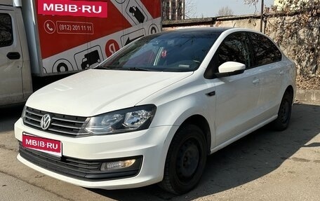 Volkswagen Polo VI (EU Market), 2019 год, 1 350 000 рублей, 2 фотография