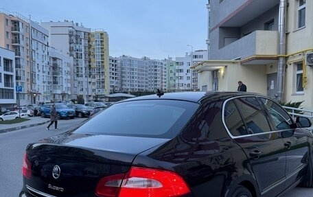 Skoda Superb III рестайлинг, 2010 год, 1 100 000 рублей, 7 фотография