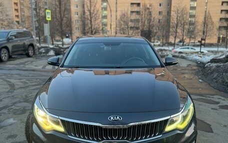 KIA K5 II, 2018 год, 1 750 000 рублей, 2 фотография