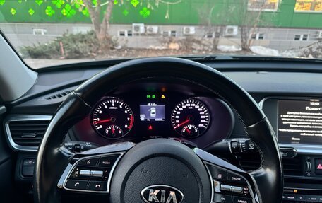 KIA K5 II, 2018 год, 1 750 000 рублей, 5 фотография