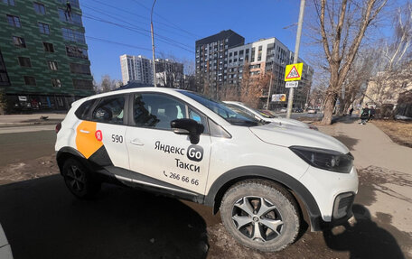 Renault Kaptur I рестайлинг, 2019 год, 850 000 рублей, 2 фотография