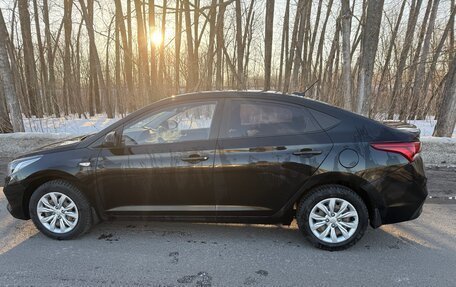 Hyundai Solaris II рестайлинг, 2017 год, 1 250 000 рублей, 23 фотография