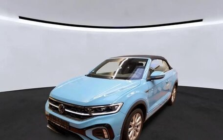 Volkswagen T-Roc I, 2022 год, 2 632 000 рублей, 3 фотография