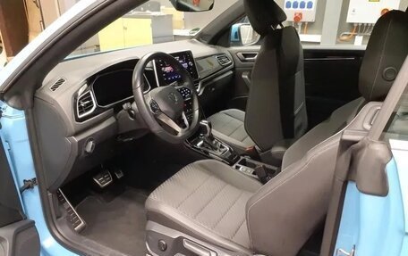 Volkswagen T-Roc I, 2022 год, 2 632 000 рублей, 5 фотография