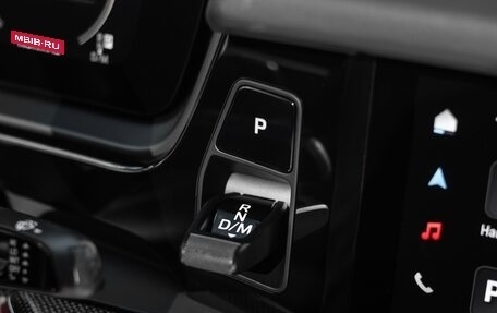 Porsche Cayenne III, 2025 год, 24 290 400 рублей, 28 фотография