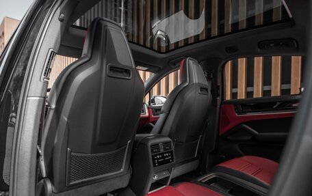 Porsche Cayenne III, 2025 год, 24 290 400 рублей, 36 фотография