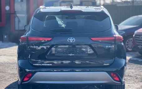 Toyota Highlander, 2026 год, 5 790 000 рублей, 24 фотография