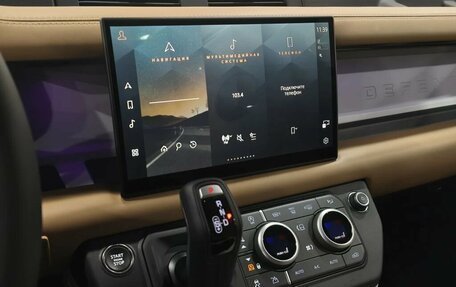 Land Rover Defender II, 2024 год, 14 290 000 рублей, 18 фотография