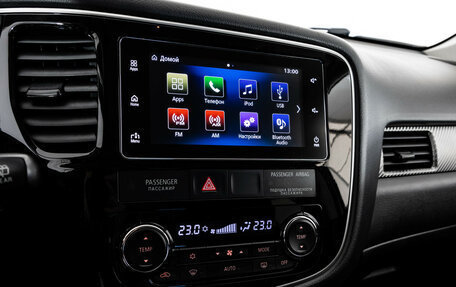 Mitsubishi Outlander III рестайлинг 3, 2018 год, 1 849 000 рублей, 17 фотография