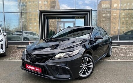 Toyota Camry, 2020 год, 2 449 000 рублей, 1 фотография