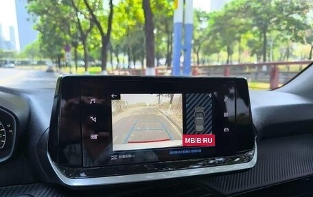 Peugeot 2008 II, 2023 год, 1 690 000 рублей, 14 фотография