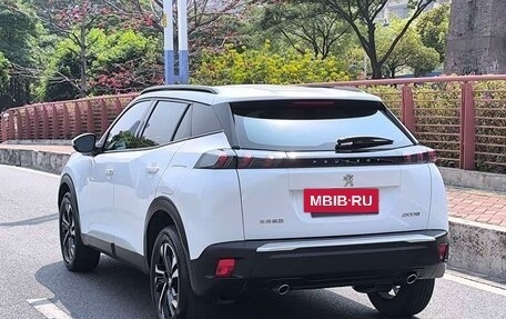 Peugeot 2008 II, 2023 год, 1 690 000 рублей, 18 фотография