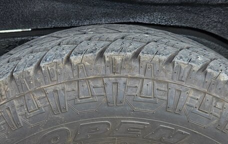 Toyota Hilux Surf III рестайлинг, 2002 год, 1 250 000 рублей, 11 фотография