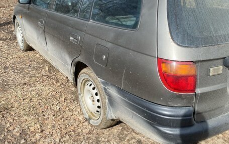 Toyota Caldina, 2001 год, 230 000 рублей, 2 фотография