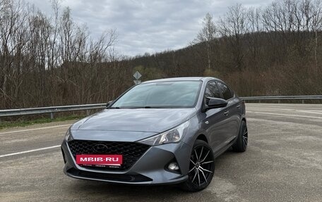 Hyundai Solaris II рестайлинг, 2020 год, 1 900 000 рублей, 10 фотография