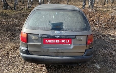 Toyota Caldina, 2001 год, 230 000 рублей, 3 фотография