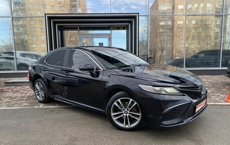 Toyota Camry, 2020 год, 2 449 000 рублей, 3 фотография