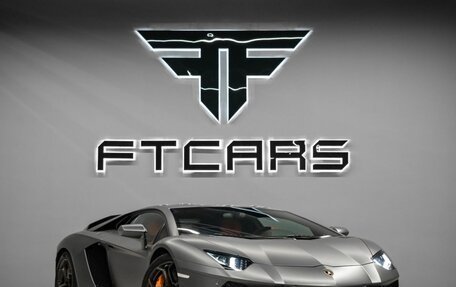 Lamborghini Aventador I рестайлинг, 2017 год, 39 220 000 рублей, 2 фотография