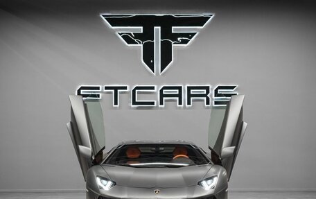 Lamborghini Aventador I рестайлинг, 2017 год, 39 220 000 рублей, 6 фотография