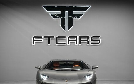 Lamborghini Aventador I рестайлинг, 2017 год, 39 220 000 рублей, 7 фотография