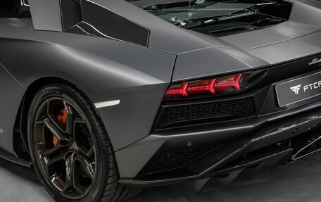 Lamborghini Aventador I рестайлинг, 2017 год, 39 220 000 рублей, 16 фотография