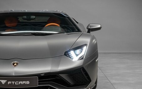 Lamborghini Aventador I рестайлинг, 2017 год, 39 220 000 рублей, 8 фотография