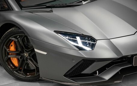 Lamborghini Aventador I рестайлинг, 2017 год, 39 220 000 рублей, 5 фотография
