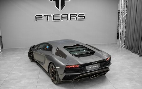 Lamborghini Aventador I рестайлинг, 2017 год, 39 220 000 рублей, 11 фотография