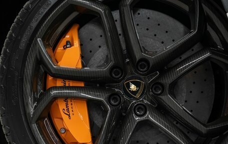 Lamborghini Aventador I рестайлинг, 2017 год, 39 220 000 рублей, 28 фотография