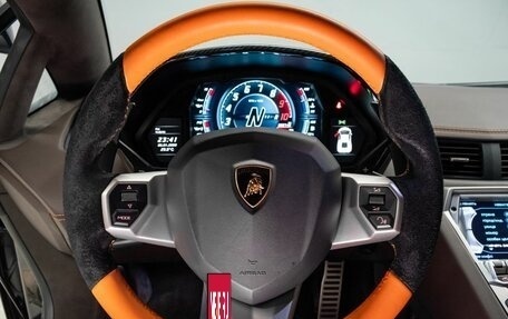 Lamborghini Aventador I рестайлинг, 2017 год, 39 220 000 рублей, 35 фотография