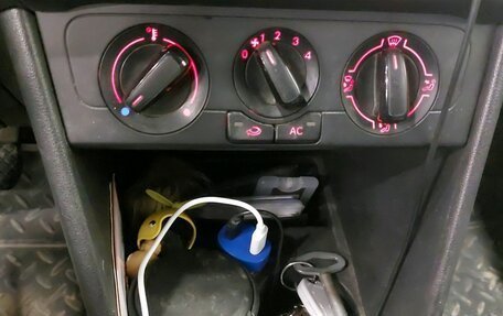 Volkswagen Polo VI (EU Market), 2012 год, 495 000 рублей, 23 фотография