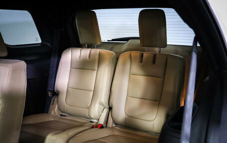 Ford Explorer VI, 2016 год, 2 990 000 рублей, 13 фотография