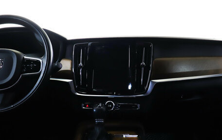 Volvo S90 II рестайлинг, 2019 год, 2 399 000 рублей, 14 фотография