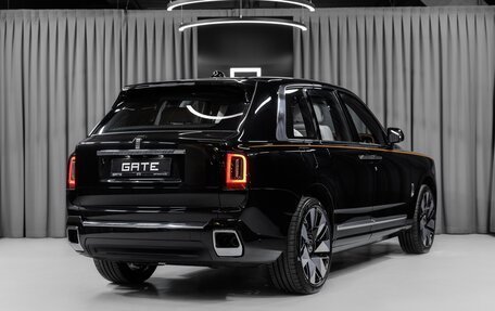 Rolls-Royce Cullinan, 2025 год, 77 916 200 рублей, 2 фотография