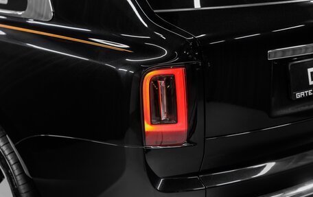 Rolls-Royce Cullinan, 2025 год, 77 916 200 рублей, 21 фотография