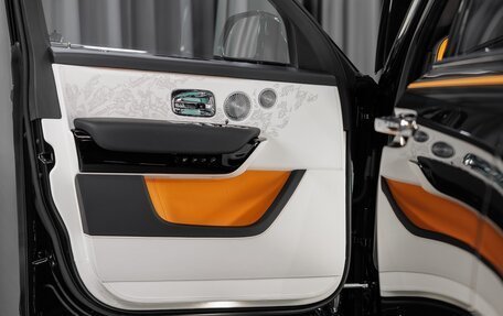 Rolls-Royce Cullinan, 2025 год, 77 916 200 рублей, 24 фотография