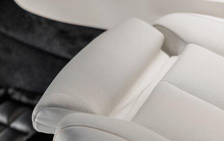 Rolls-Royce Cullinan, 2025 год, 77 916 200 рублей, 28 фотография