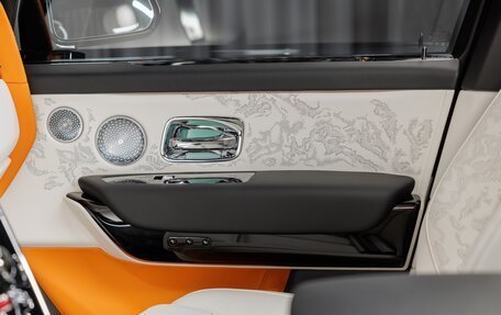 Rolls-Royce Cullinan, 2025 год, 77 916 200 рублей, 29 фотография