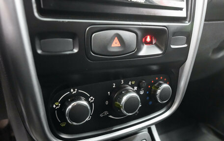 Renault Duster I рестайлинг, 2013 год, 799 000 рублей, 9 фотография