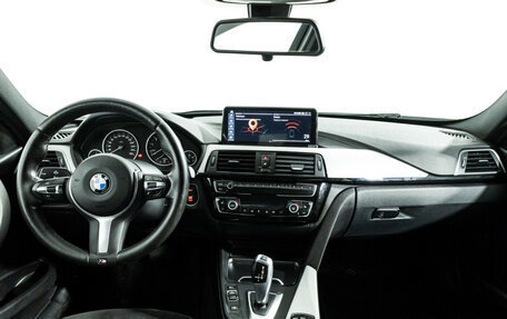 BMW 3 серия, 2018 год, 2 599 700 рублей, 13 фотография