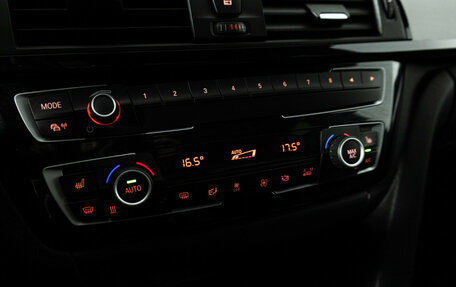 BMW 3 серия, 2018 год, 2 599 700 рублей, 16 фотография