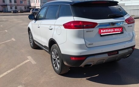 Geely Atlas I, 2018 год, 1 650 000 рублей, 4 фотография